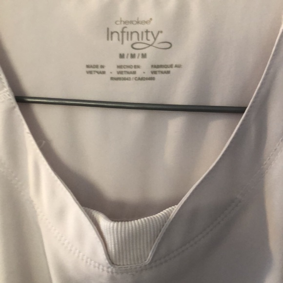 RN uniform top - Picture 4 of 5